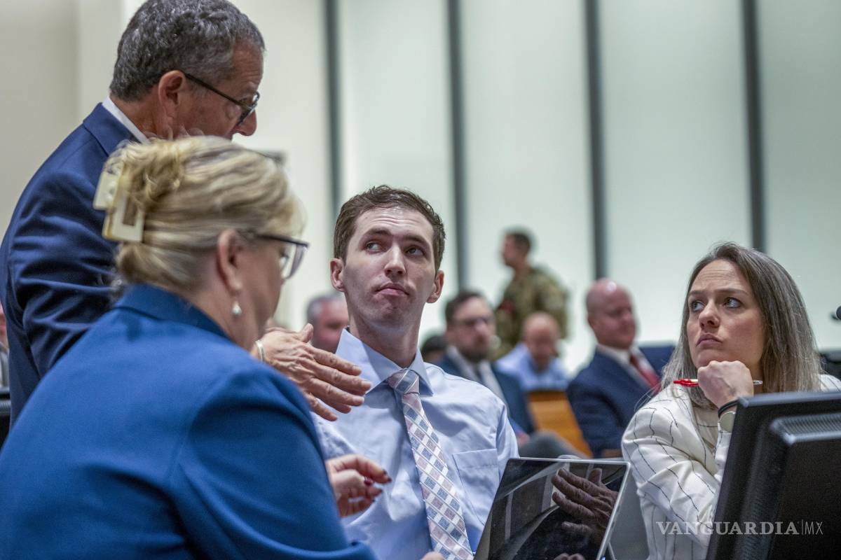 $!Tyler Robinson, el presunto asesino del activista político Charlie Kirk, se presentó este jueves por primera vez en persona en una corte del estado de Utah, Estados Unidos.