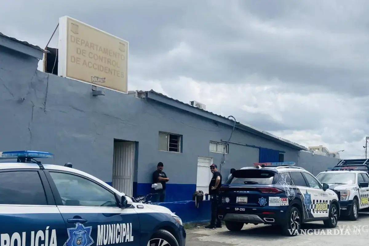 Suspenden a policías de Monclova por pedir dinero a un automovilista