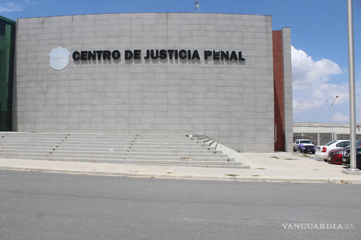 Lo apuñalan en céntrica zona de Saltillo por deuda de 500 pesos ligada a venta de drogas