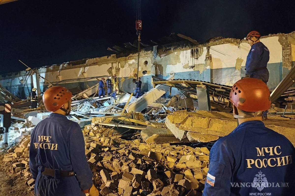 Trágico incendio en planta industrial de Rusia deja 11 muertos y 130 heridos