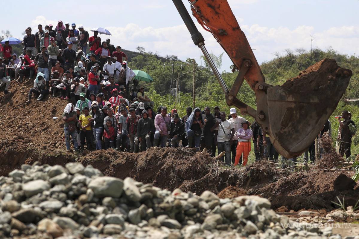 Siete mineros quedan atrapados tras derrumbe de mina de oro al suroeste de Colombia