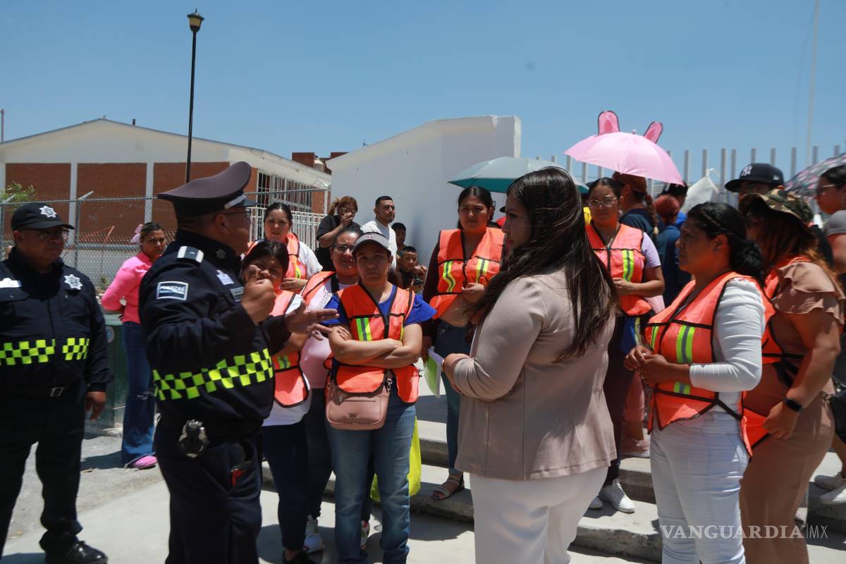$!Los Comités de Patrullas Escolares apoyarán para controlar el tráfico en calles aledañas a las escuelas.
