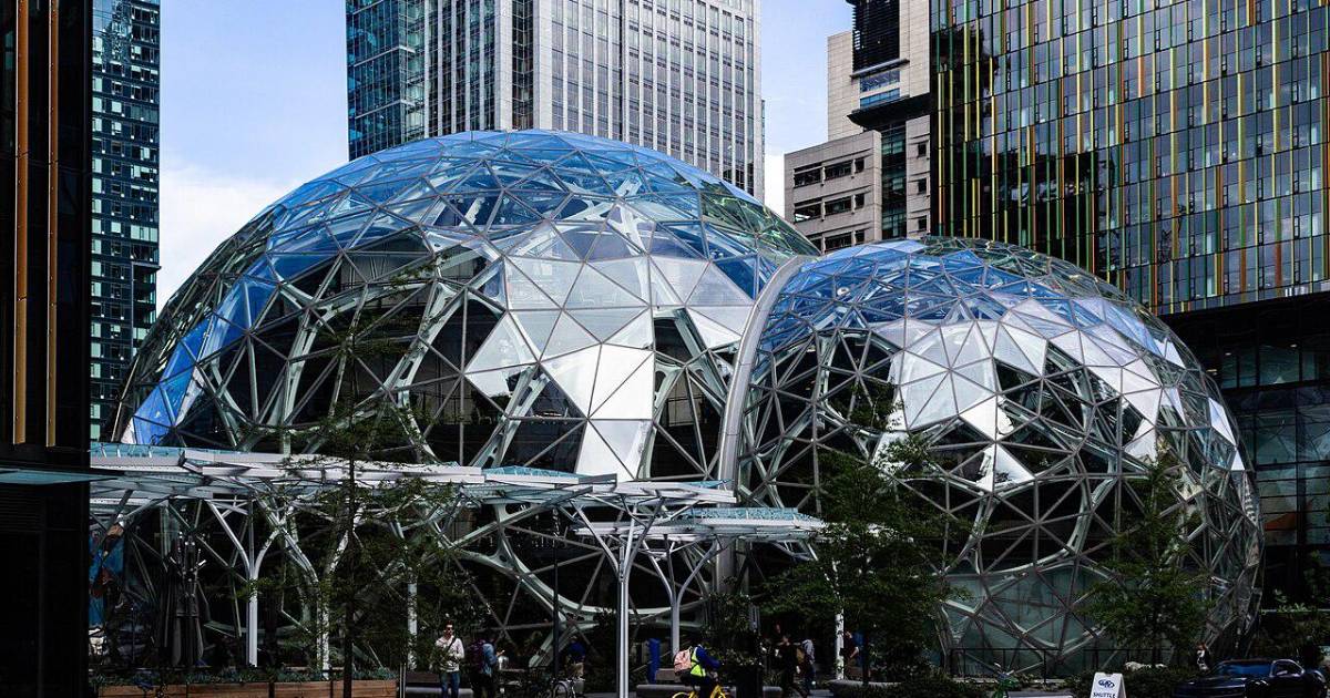 Amazon recortará 14 mil empleos mientras invierte gasto en IA