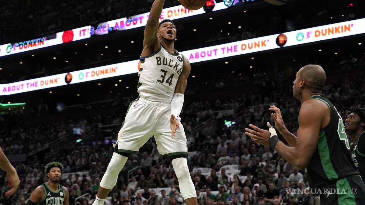 Bucks de Milwaukee muestra el músculo