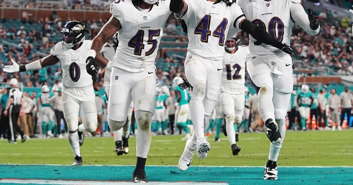 Lamar Jackson brilla con cuatro touchdowns en el triunfo de Ravens sobre Dolphins