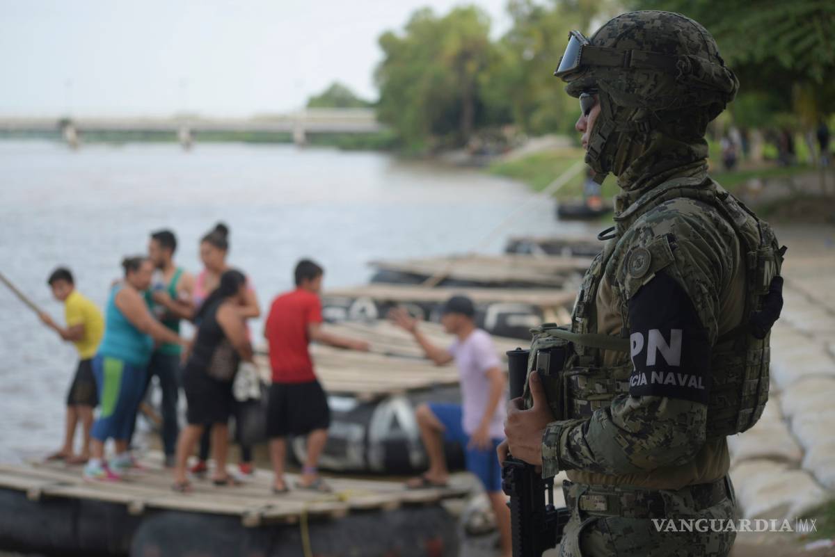 $!México endurece el control migratorio en su frontera sur con la Guardia Nacional (fotogalería)