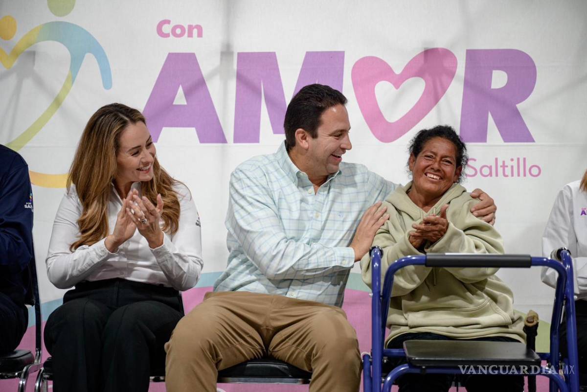 $!A través del programa Amor en Movimiento, el DIF Saltillo llevó consultas médicas, atención dental y entrega de apoyos gratuitos a colonias y ejidos del municipio.