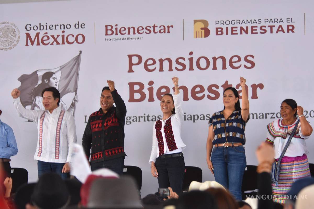 $!LAS MARGARITAS, CHIAPAS, 15MARZO2025.- Mario Delgado, secretario de Educación; Eduardo Ramírez, gobernador de Chiapas; Claudia Sheinbaum Pardo, presidenta de México, y Ariadna Montiel, secretaria de Bienestar durante el inicio del programa Pensiones Bienestar para mujeres de 60 a 64 años de edad. FOTO: TOÑO AGUILAR/CUARTOSCURO.COM