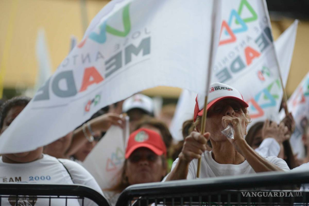 $!Meade se compromete a reforzar la seguridad de México durante cierre de campaña en Saltillo