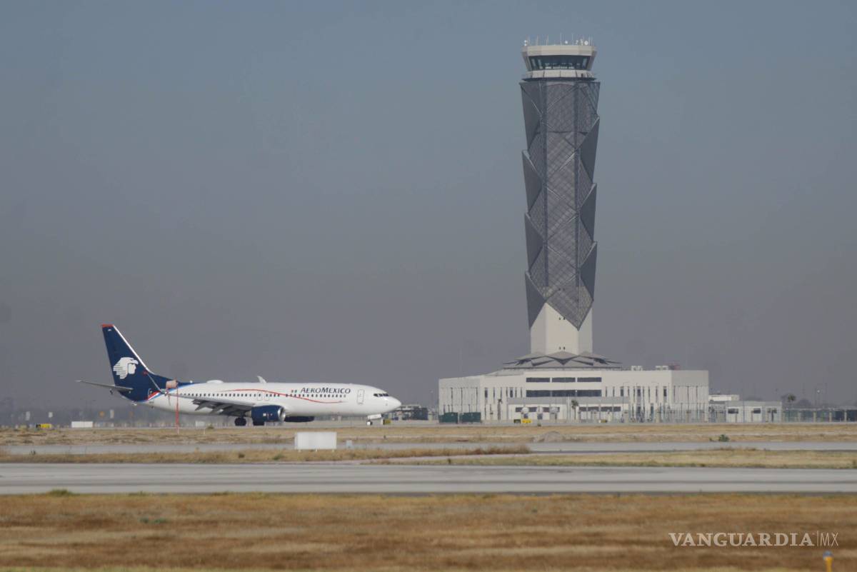 $!Actividad aérea de la empresa Aeroméxico en las pistas del Aeropuerto Internacional Felipe Ángeles.