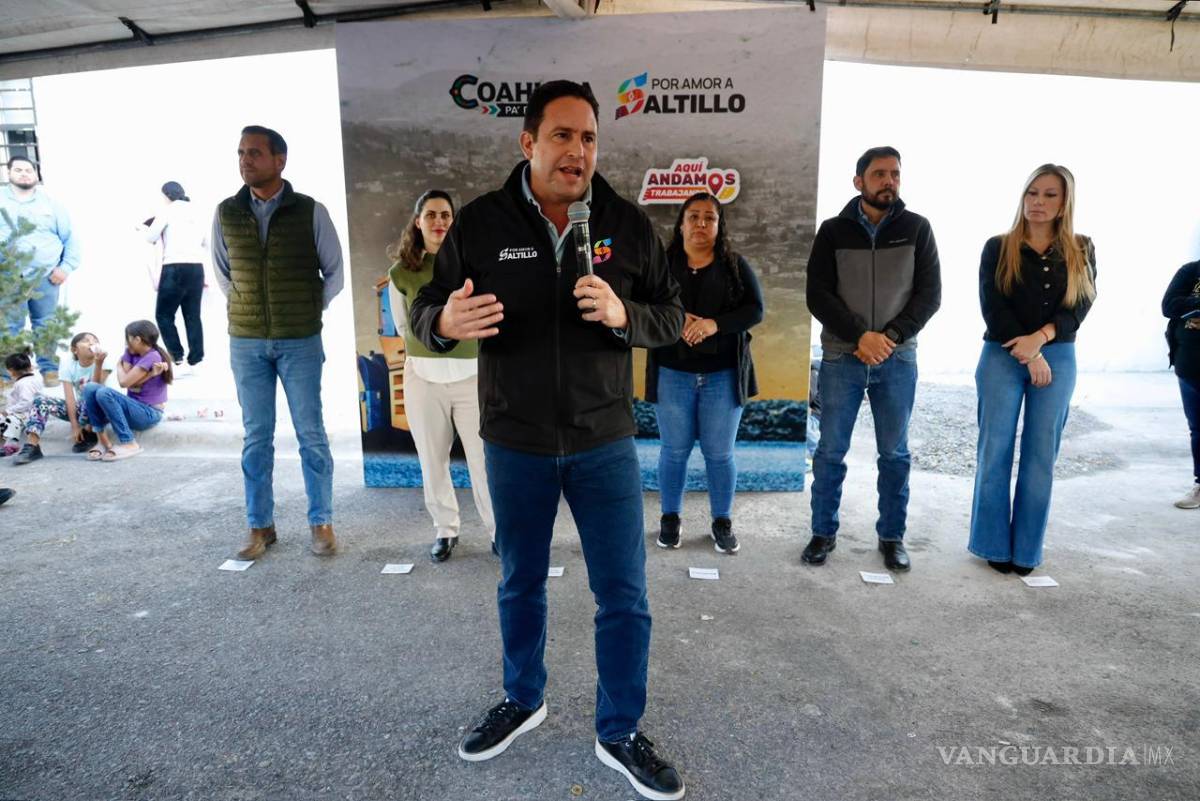 $!Durante el arranque, Javier Díaz reiteró su compromiso de seguir trabajando en equipo con el Gobierno del Estado para fortalecer la infraestructura de Saltillo.