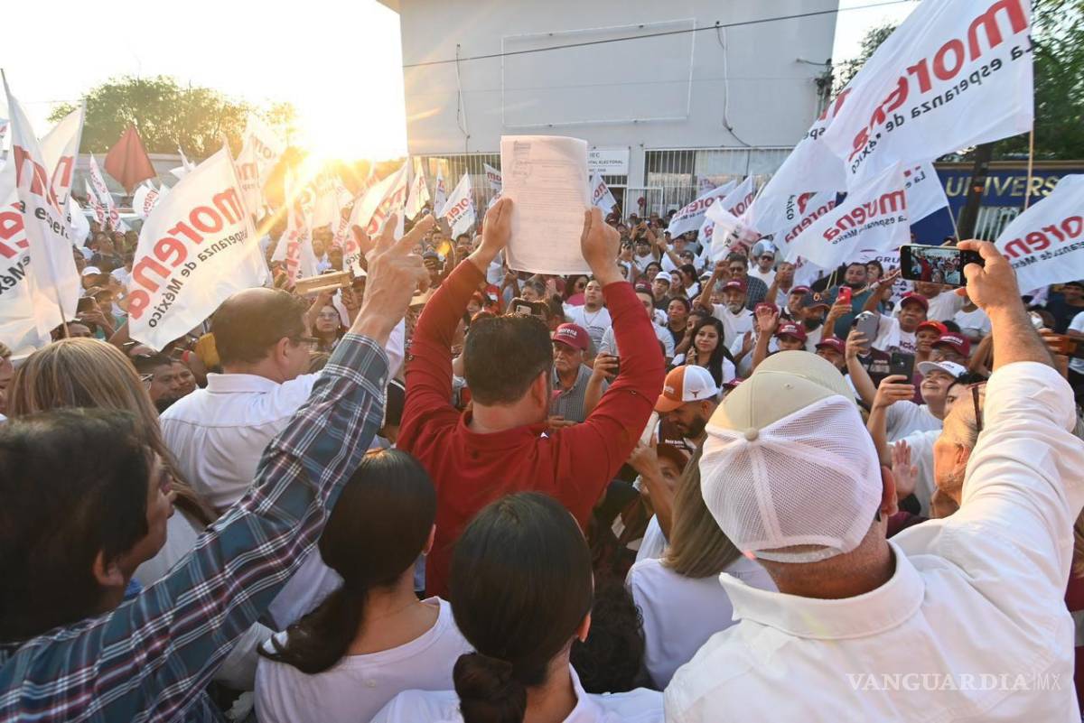 $!El aspirante contó con el respaldo de más de 2 mil personas.