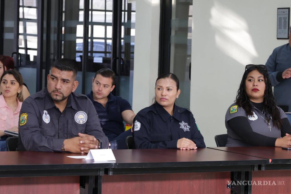 $!Mandos del Ejército Mexicano, Guardia Nacional y autoridades estatales participaron en la mesa de coordinación en materia de seguridad.