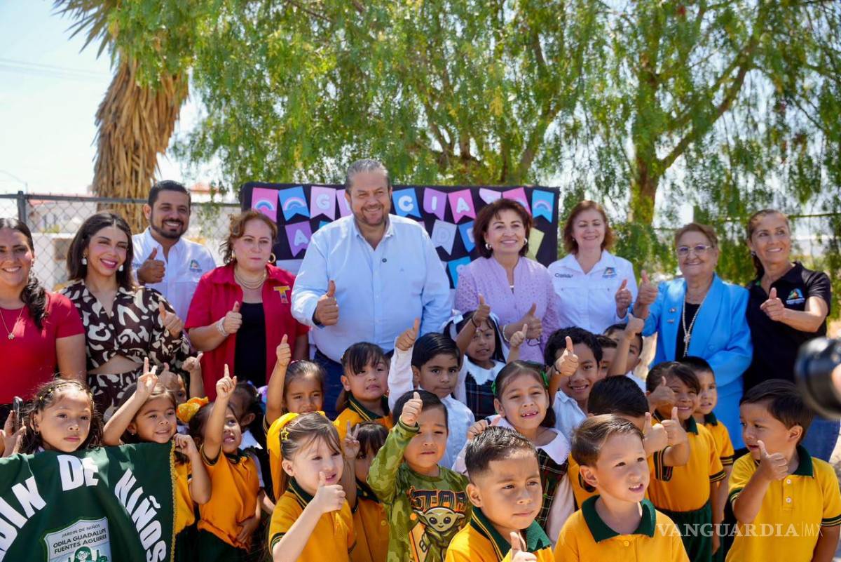 $!El programa se fortaleció con la entrega de apoyos a dos escuelas del sector Villas de Santa María.