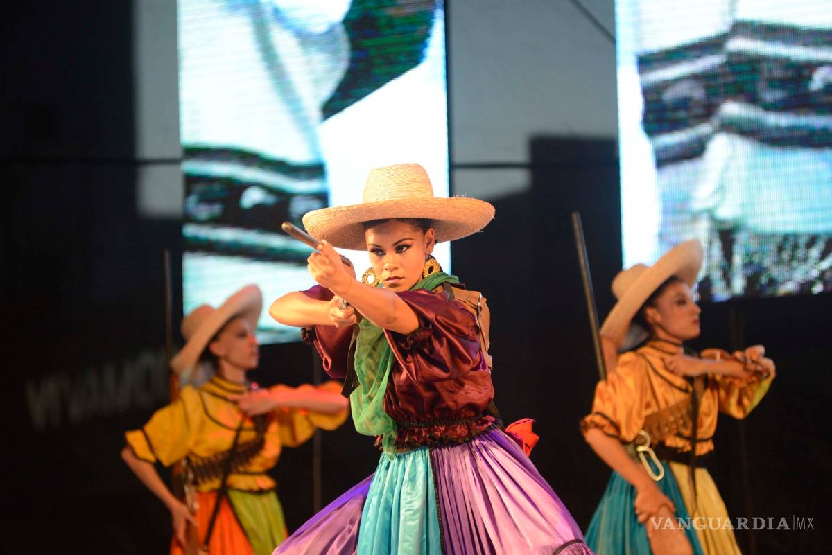 $!Ballet de Amalia Hernández cautiva a Saltillo