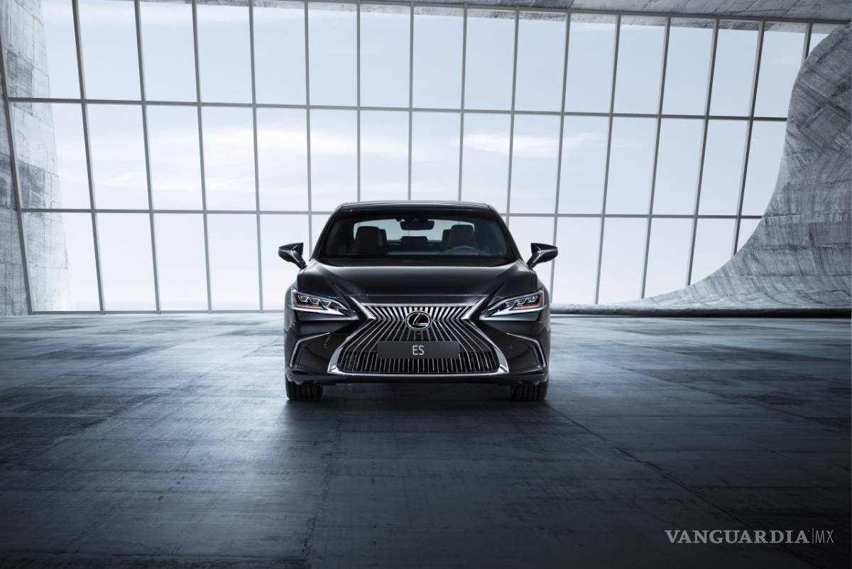$!El nuevo Lexus ES se presentó en Pekín