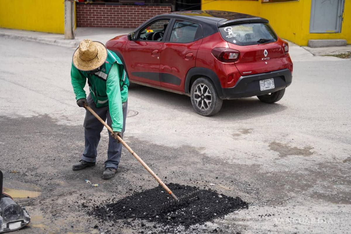 $!Durante septiembre se atendieron vialidades de colonias y fraccionamientos de diferentes zonas de la ciudad.