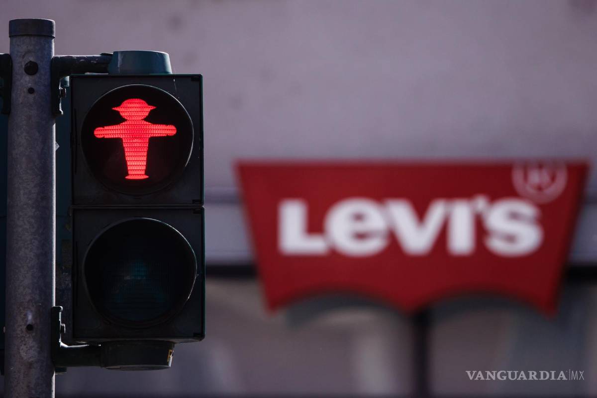 $!Una tienda Levi’s en Berlín, Alemania. “Si se permite que estos aranceles persistan, en última instancia, llegarán al consumidor”, señaló Steve Lamar.