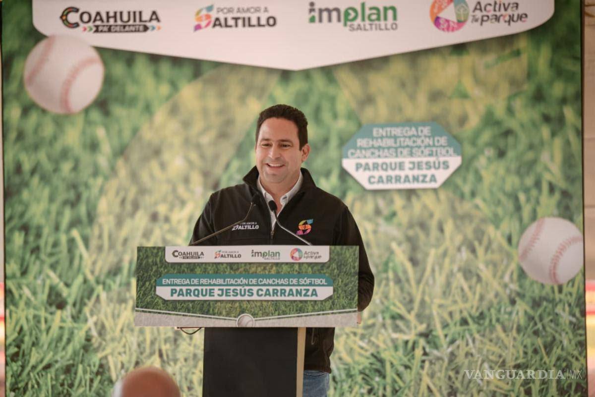 $!El alcalde destacó que las aportaciones privadas se traducen en obra social de alto impacto.