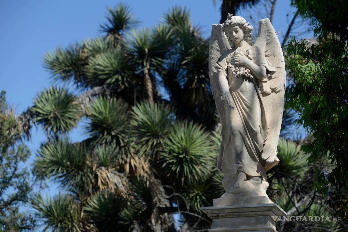 $!Figuras y objetos en el silencio sepulcral