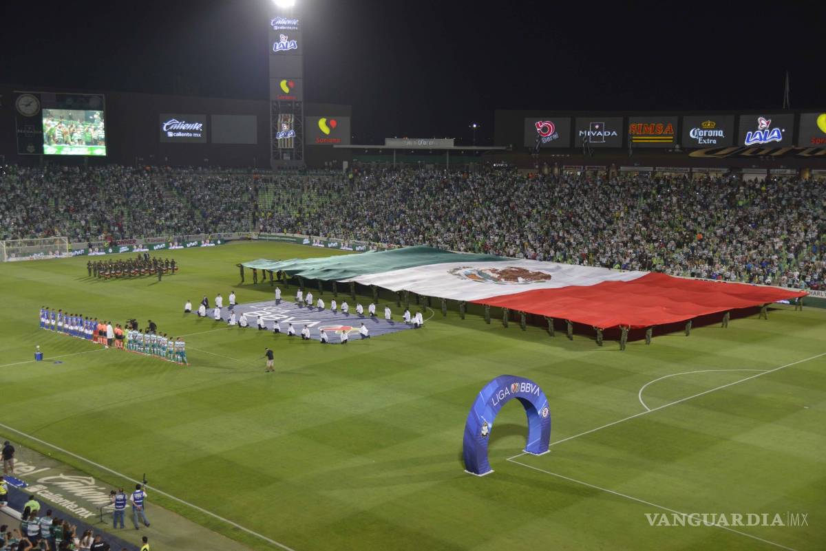 $!Cruz Azul conquista La Laguna