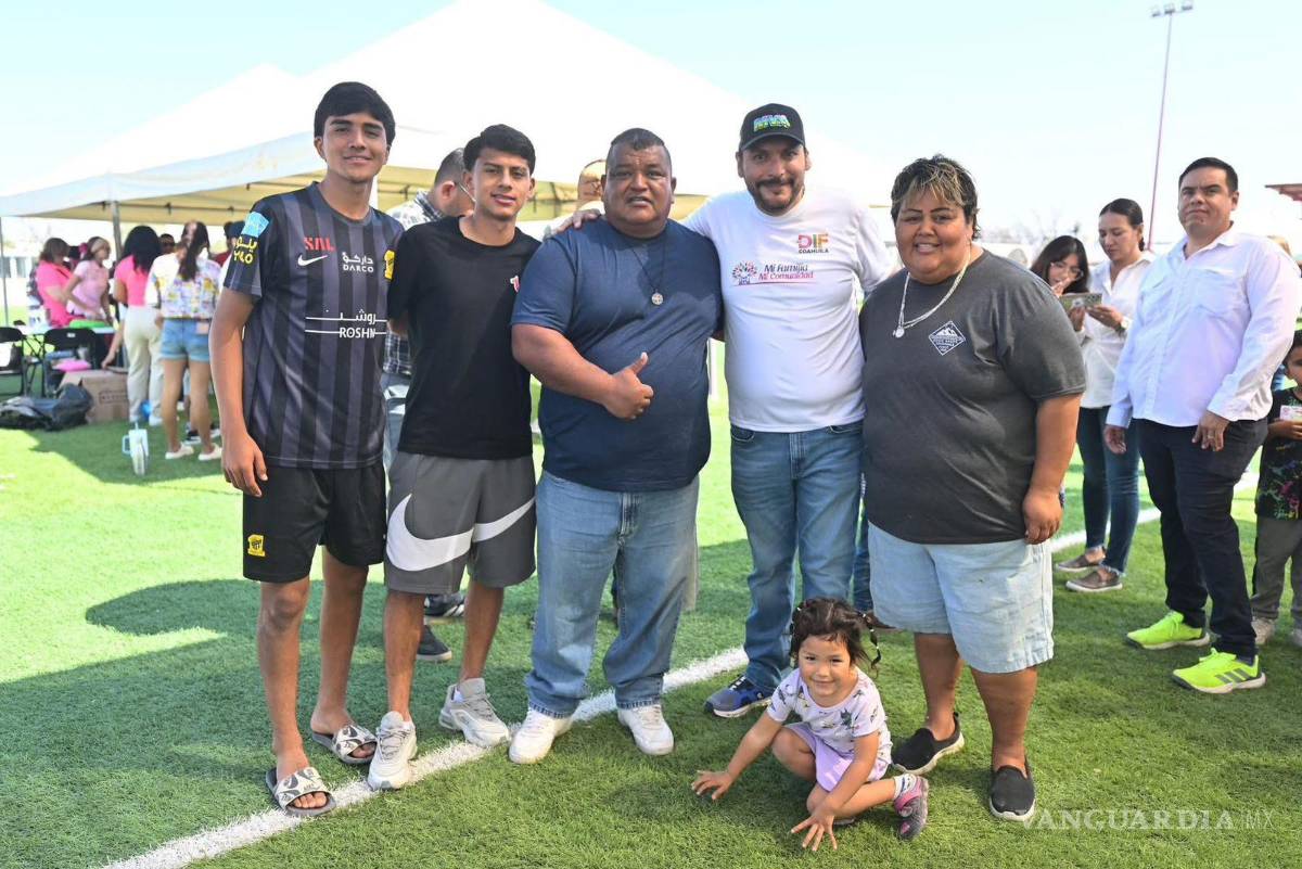 $!El alcalde reiteró su compromiso de seguir sumando esfuerzos con el DIF Coahuila y el DIF Municipal para impulsar programas que garanticen el desarrollo integral de las familias.