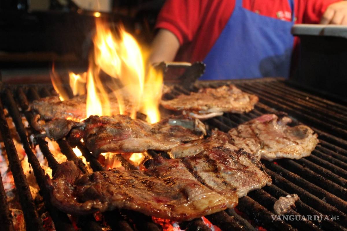 $!¿Acecha el cáncer tras la parrilla?, los peligros de una carne asada