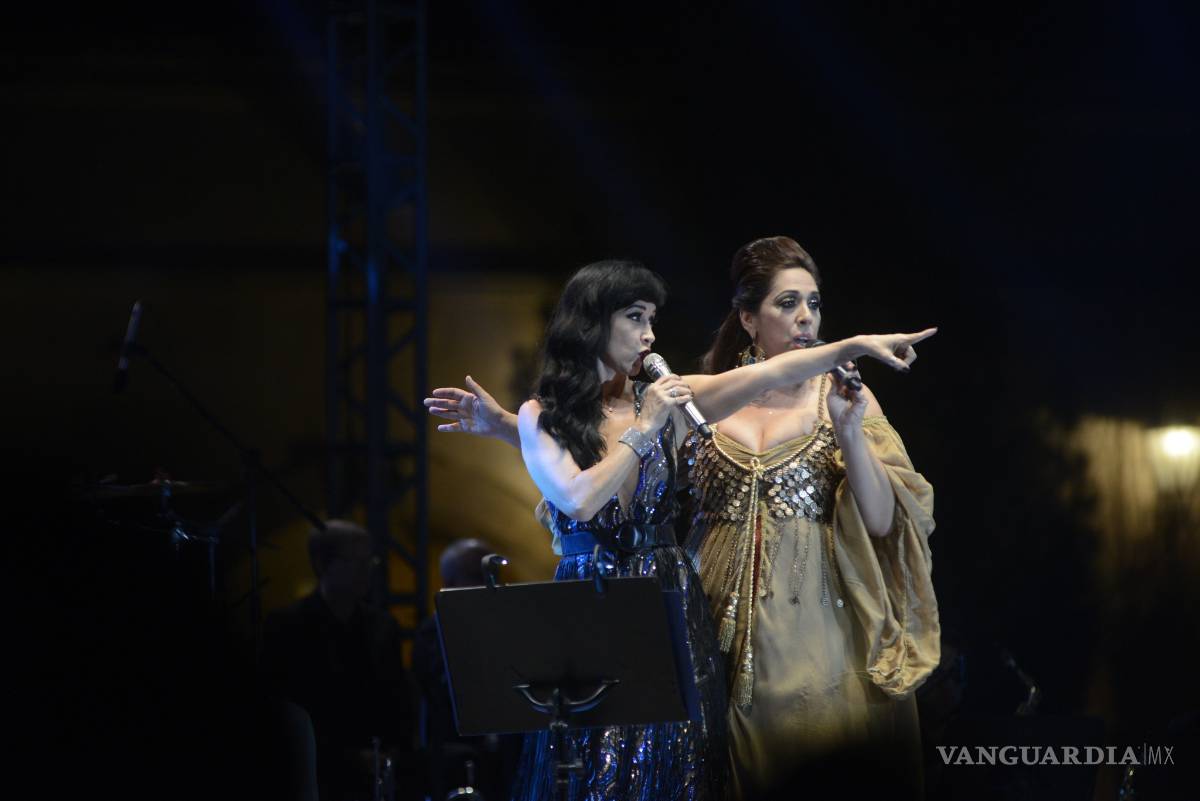 $!Susana Zabaleta y Regina Orozco encantan a Saltillo