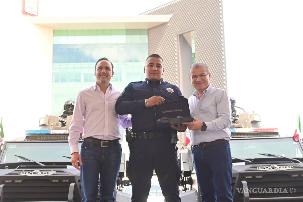 $!La corporación municipal recibió 300 armas de fuego y 250 mil cartuchos para optimizar la preparación de sus efectivos.