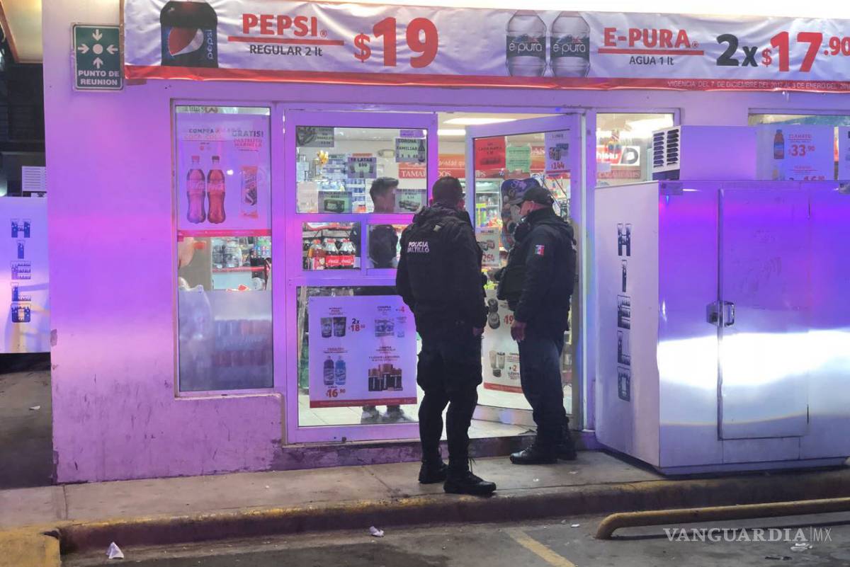 $!Clausuran negocio en Saltillo por vender alcohol fuera de horario
