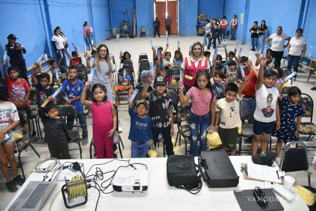 $!Los niños participaron en una función de cine y juegos, mientras que los adultos asistieron a charlas y talleres.