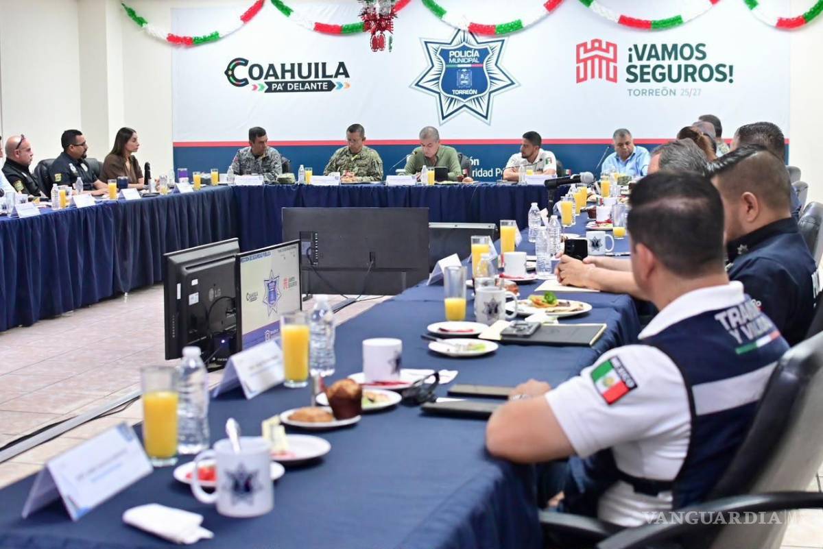 $!El alcalde Miguel Ángel Riquelme Solís informó que alrededor de mil 200 elementos participarán en el operativo previsto para el Grito, el concierto de Alfredo Olivas y el desfile cívico-militar.