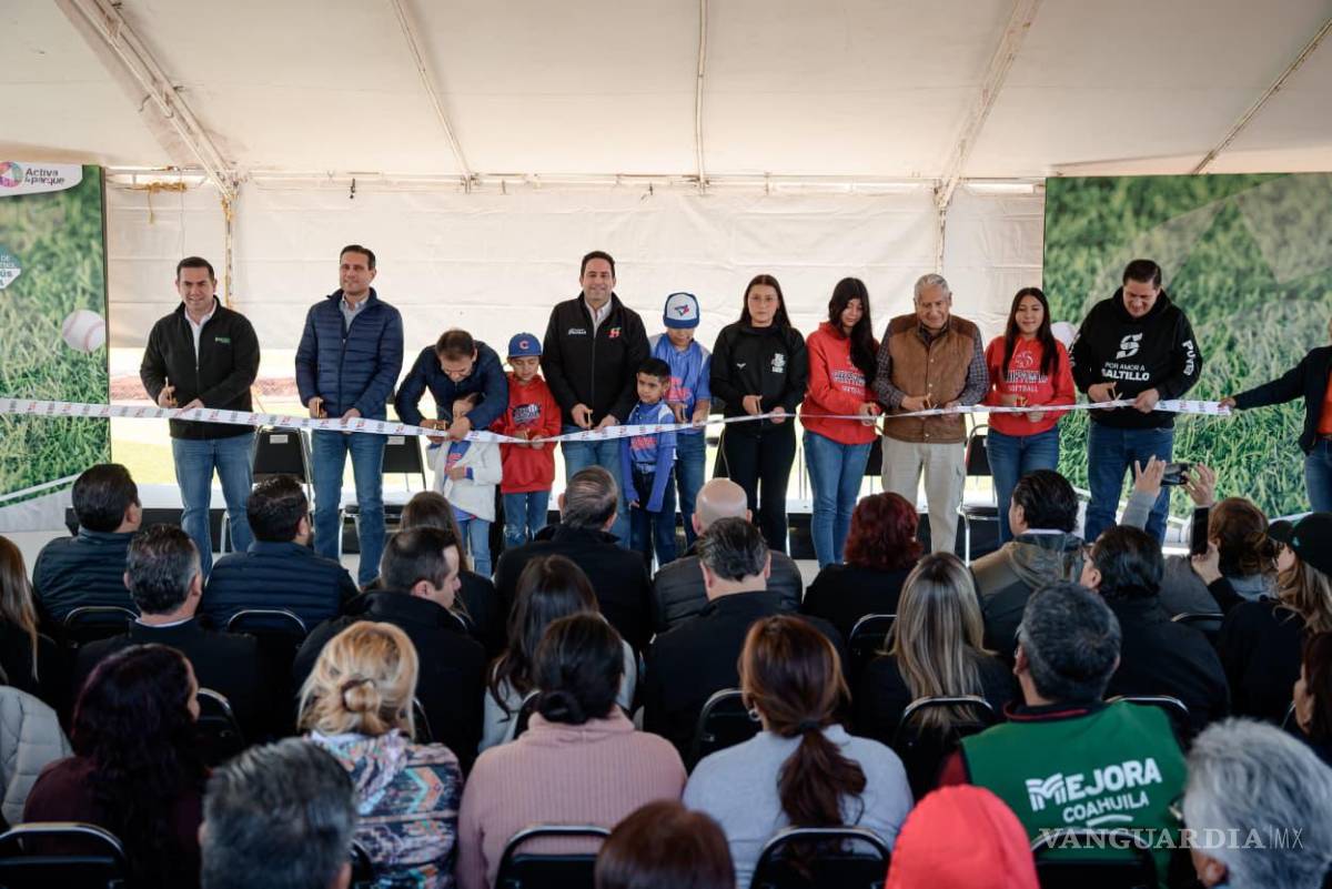 $!Durante la entrega de la obra, el alcalde Javier Díaz destacó que la inversión en espacios deportivos fortalece el tejido social.