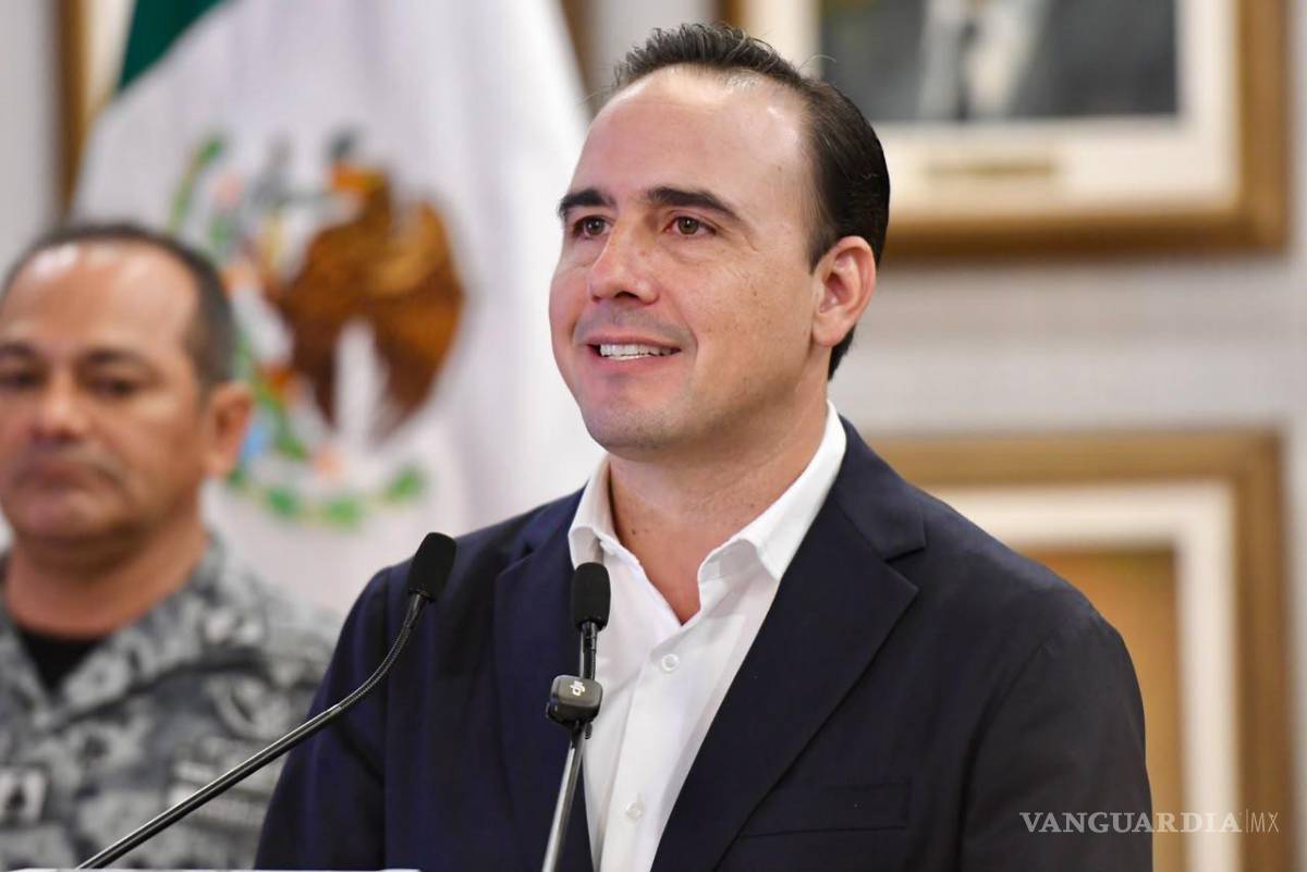 $!El gobernador encabezó la reunión de seguridad este lunes en Palacio de Gobierno.