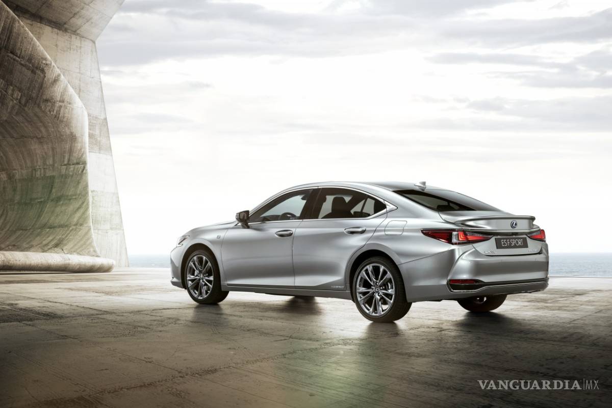 $!El nuevo Lexus ES se presentó en Pekín