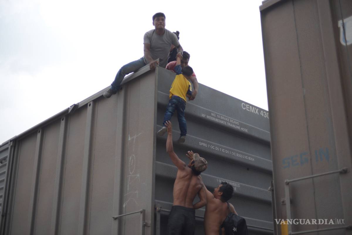 $!AMLO asegura que defenderá a todos los migrantes, no sólo a los mexicanos