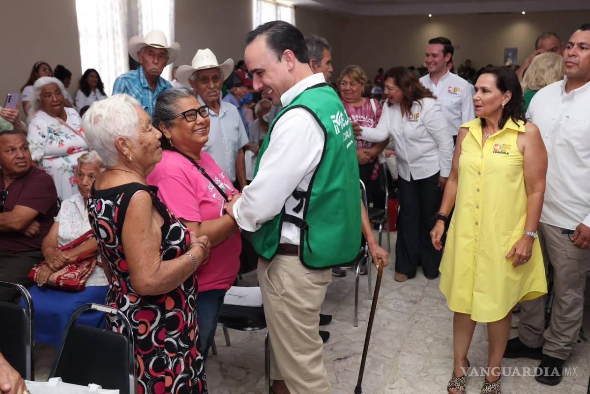 $!En Múzquiz se entregaron 185 tarjetas correspondientes al programa.