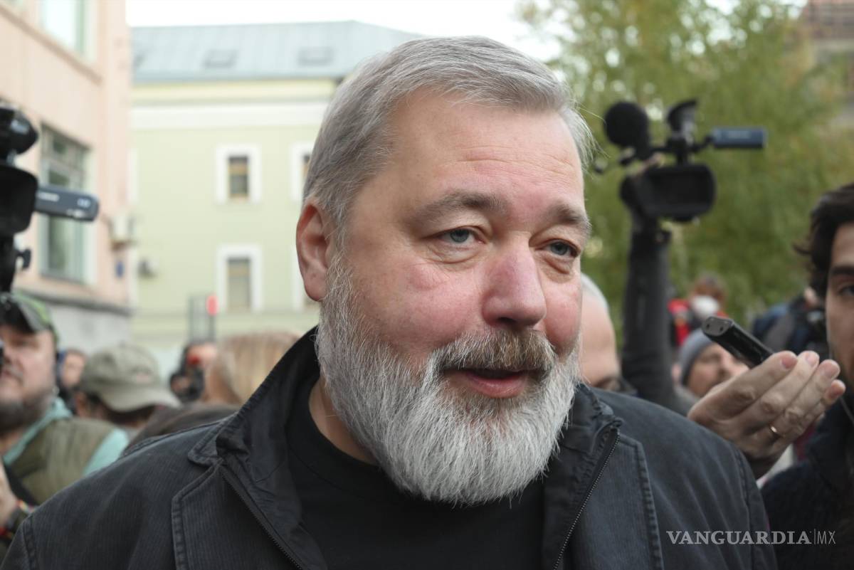 $!El director del periódico Nóvaya Gazeta, Dmitri Murátov, galardonado con el Premio Nobel de la Paz en octubre de 2021, en Moscú, Rusia.