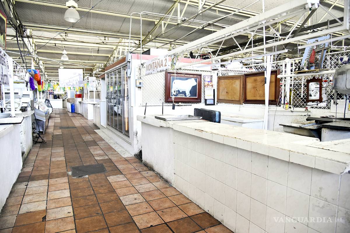 $!Efecto coronavirus: Cierran locatarios del Mercado Juárez de Saltillo