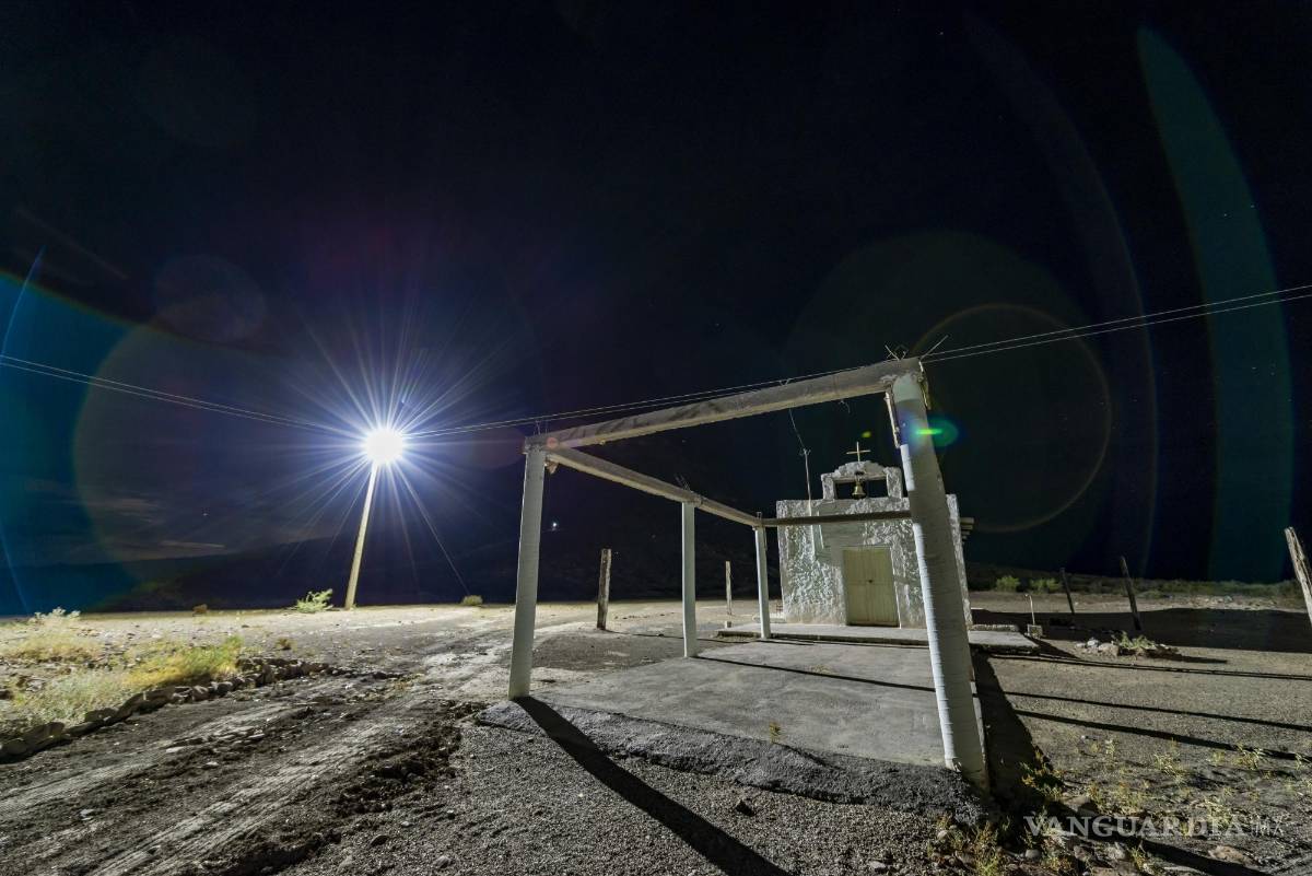 $!A esta localidad de General Cepeda llegan buscadores de tesoros y curiosos que buscan mirar algún fenómeno paranormal, una nave espacial, algún duende o simplemente unas luces “extrañas”.