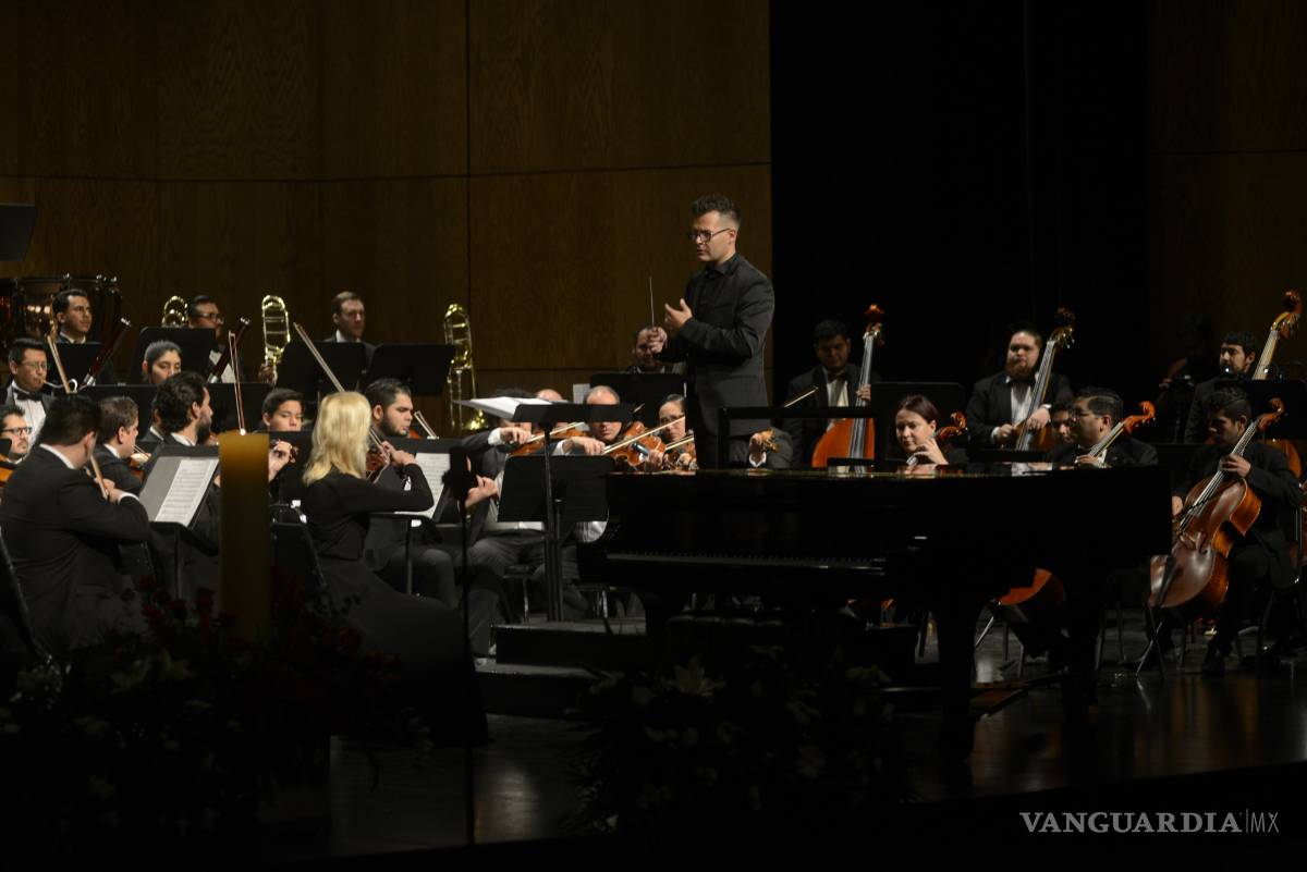 $!¡Feliz aniversario al Teatro de la Ciudad!