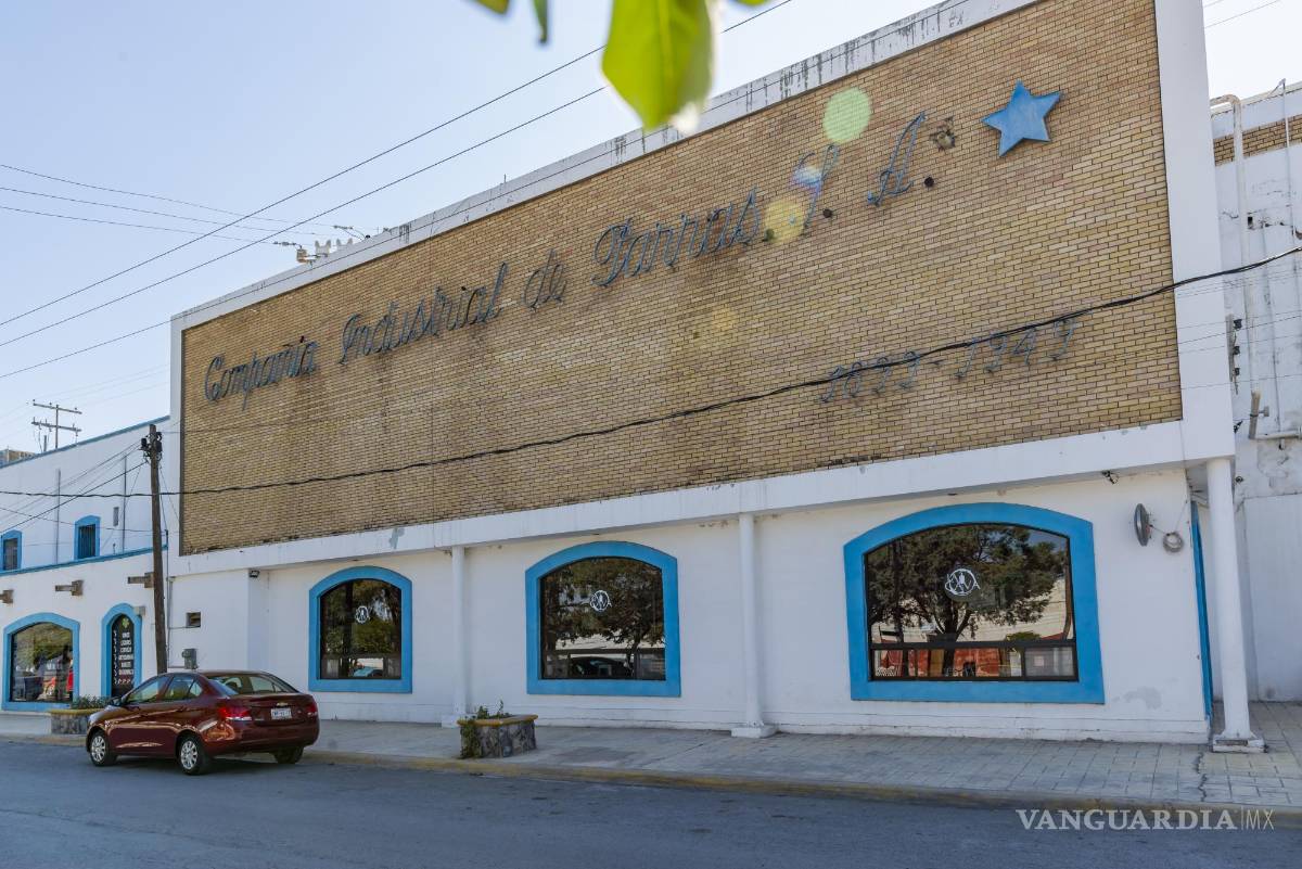 $!La primera bombilla de Latinoamérica se encendió en Parras