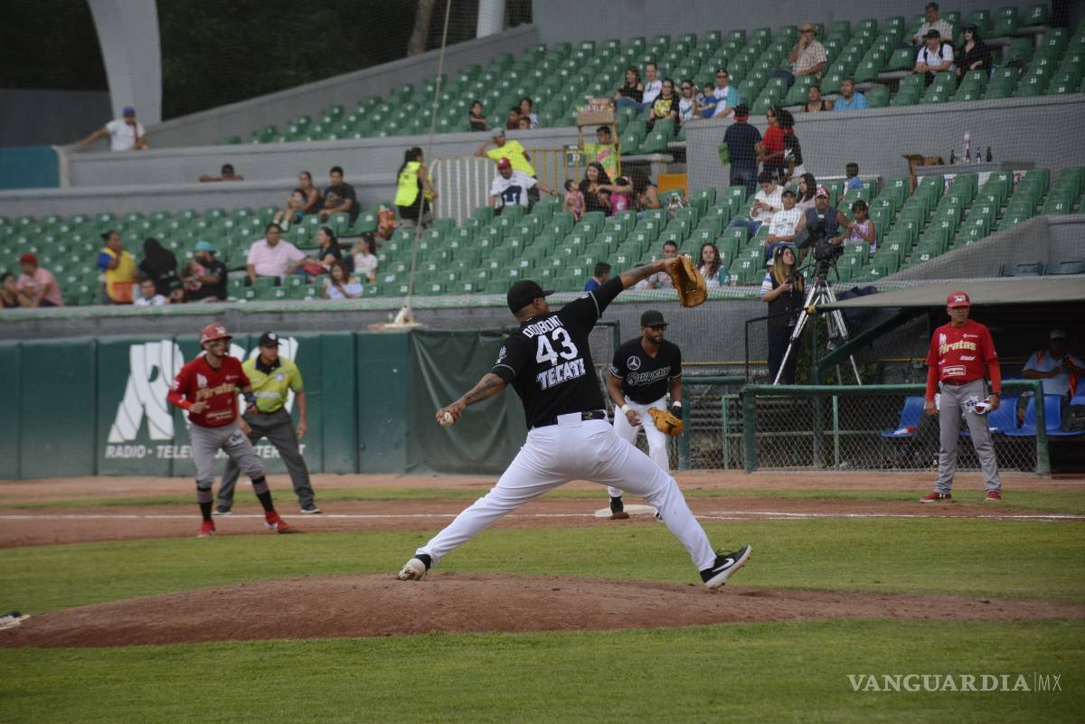 $!Saraperos se llena de carreras y gana la serie ante los Piratas