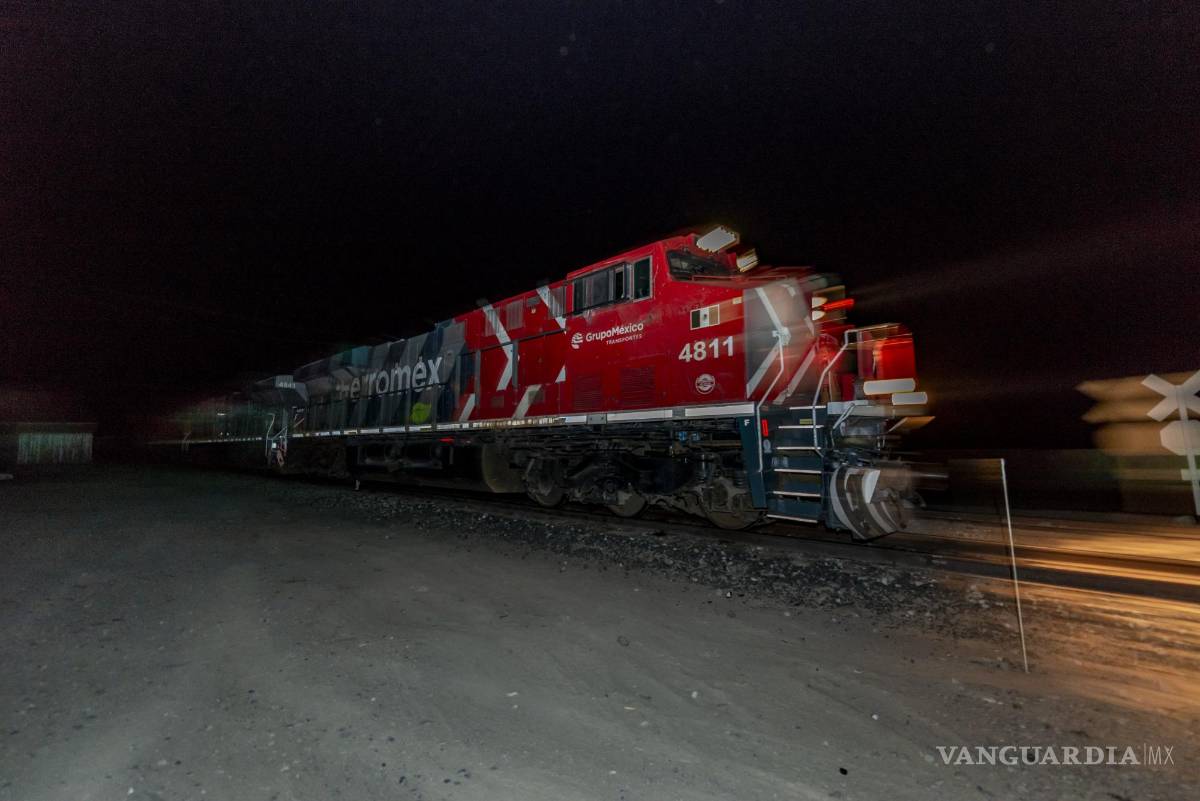 $!Los guardias que custodian el tren en Estación Marte aseguran que han visto bolas de fuego rodando hacia el panteón.