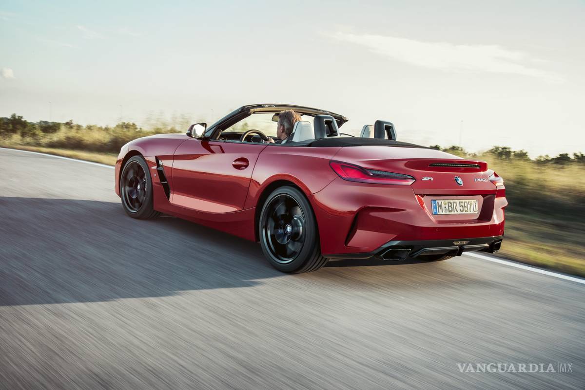$!BMW Z4: una nueva generación que viene por los amantes de la diversión a techo abierto