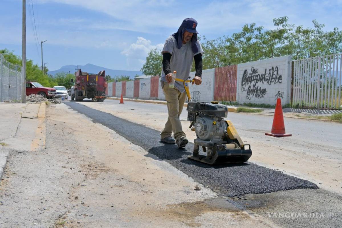 $!Trabajos de mantenimiento y limpieza buscan mejorar la imagen urbana ante mayor afluencia.