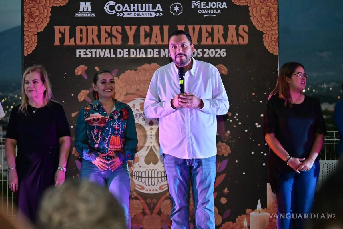 $!Carlos Villarreal destacó la importancia de transmitir las tradiciones y el orgullo por las raíces mexicanas a las nuevas generaciones.