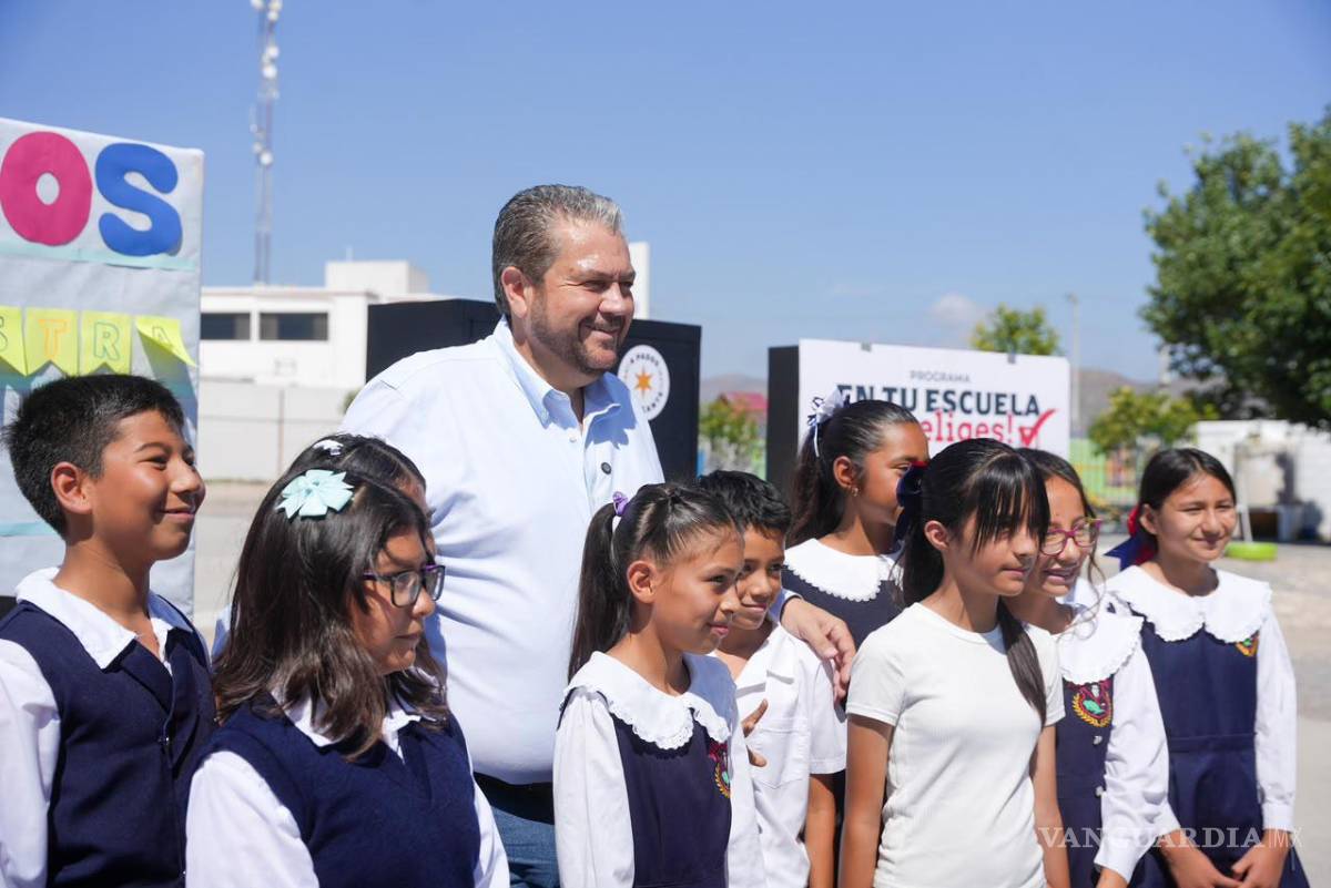 $!El alcalde Tomás Gutiérrez Merino destacó el respaldo permanente del gobernador Manolo Jiménez Salinas para ampliar los beneficios a las familias.