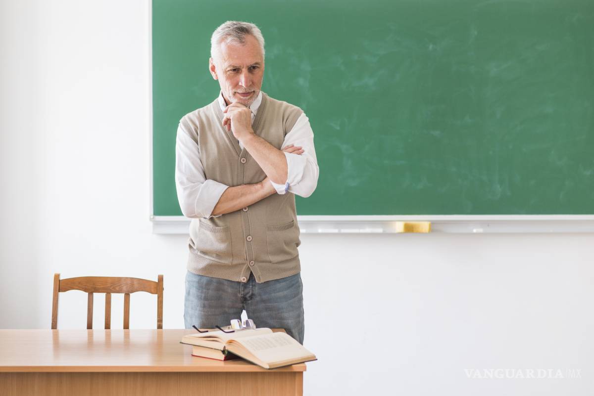 $!Los nódulos son una de las causas más comunes de disfonía en personas que utilizan su voz de manera profesional, como profesores.