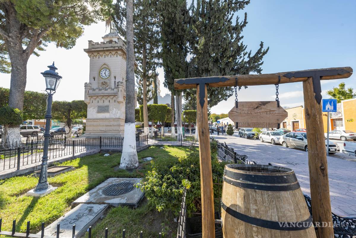 $!La primera bombilla de Latinoamérica se encendió en Parras